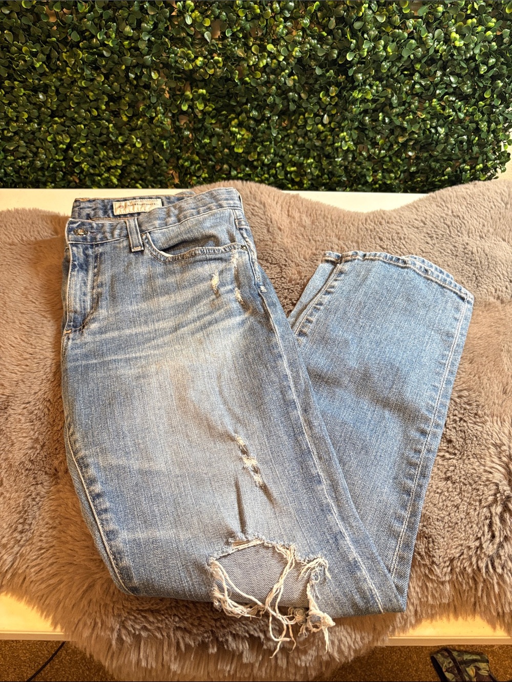 Ag Adriano Goldschmied Anthropologie Straight Leg Distressed Jeans Size 29 - Picture 1 of 6